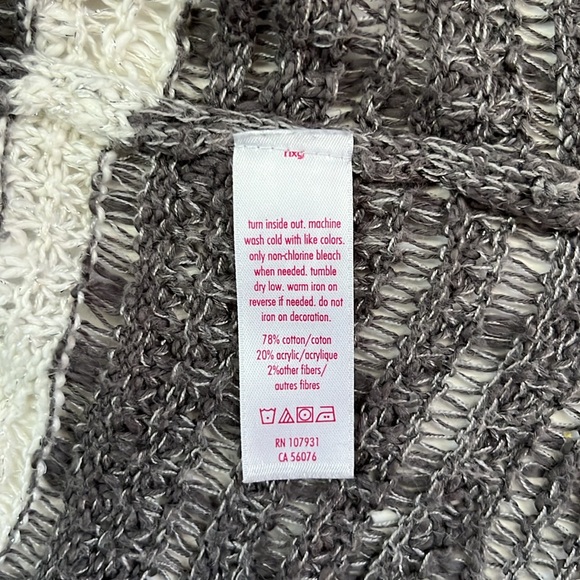 3/$20 😀 JUSTICE Long Knit Cardigan - Picture 3 of 8